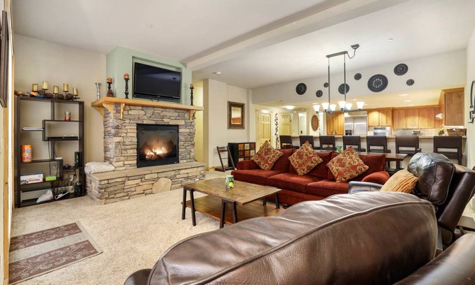 Kirkwood Condo | Condo ∙ 3 bedrooms ∙ 8 guests
