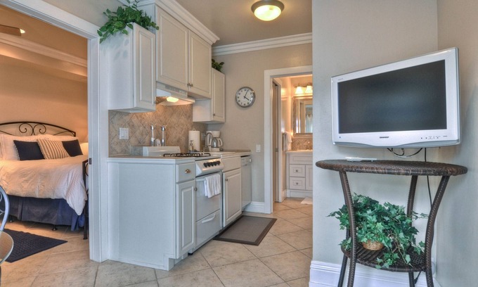San Clemente Condo | Cozy ocean-view condo near town & beach with full kitchen