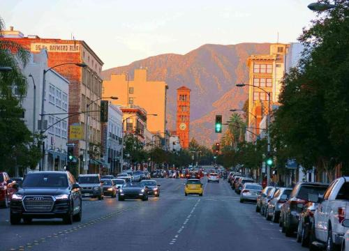 El Monte Hostel | Cozy Routes at El Monte