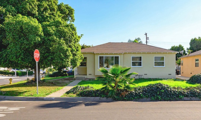 El Monte Apartment | Cozy & Stylish Home Spacious, Fully Equipped Stay
