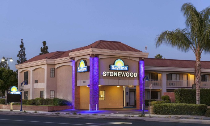 Downey Hotel | Days Inn by Wyndham Downey