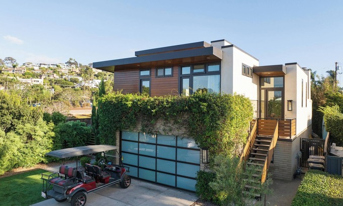 Del Mar House | Del Mar Beach house steps to the ocean and village!