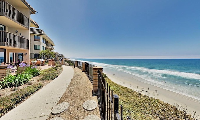 Solana Beach Hotel | Del Mar Shores Unit 44