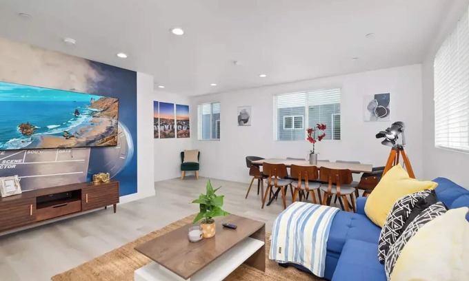 Downtown Los Angeles House | DTLA'S CLOSE TO USC, PHENOMENAL 4B4B PLACE