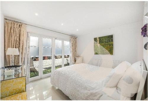 Fulham Apartment | Earls Court Spacious Apartment