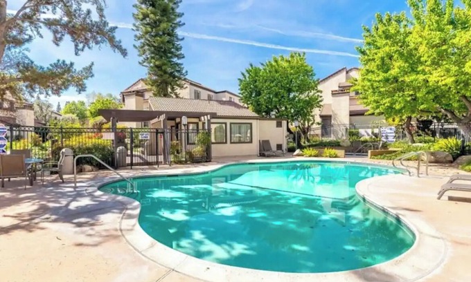 Warner Center House | Elegant Townhome in Prime Location near Luxury Malls and Hiking Trails