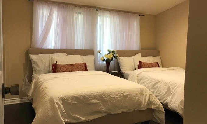 Fullerton House | Exquisite Vacation House close to Disneyland