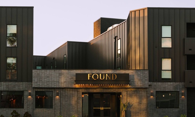 Sawtelle Apartment | Found Santa Monica powered by Sonder | Accessible King Room