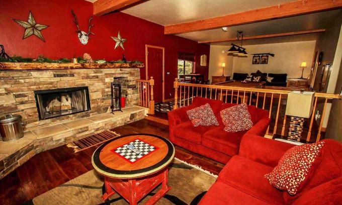 Evergreen Estates House | Four Happy Bears Estate #1277
