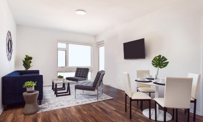 Pacific - Edison Apartment | Glendale Luxury Penthouse