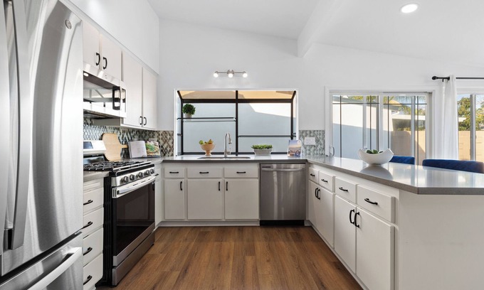 Fountain Valley House | Gorgeous Pool Home for Families in Fountain Valley