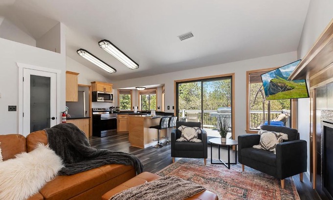 Lake Arrowhead House | Grassvalley Lodge