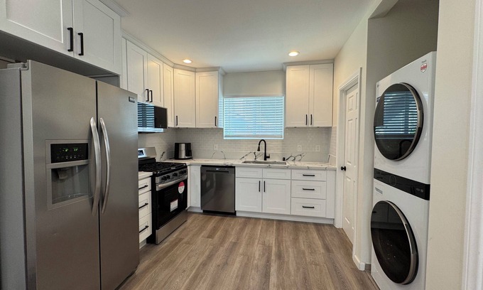 North Hills West House | Guest House Near CSUN, Universal Studios, and Hollywood
