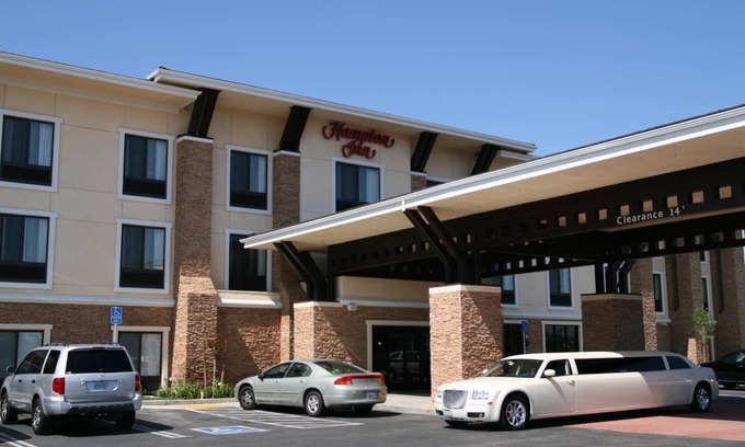 Brentwood Hotel | Hampton Inn Brentwood