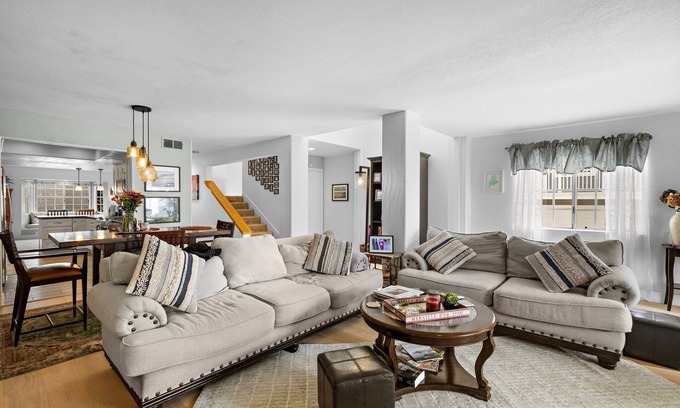 Dana Point House | Harbor Breezes - Walk to Beach! Walk to Restaurants! Attached Garage! Fireplace!