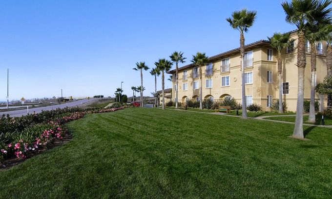Carlsbad Hotel | Hilton Garden Inn Carlsbad Beach