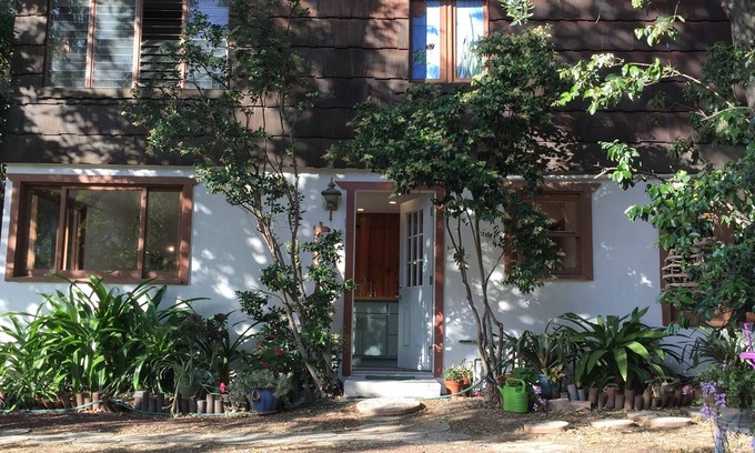 Hollywood Hills House | Hollywood Hills Retreat near Universal and Studios