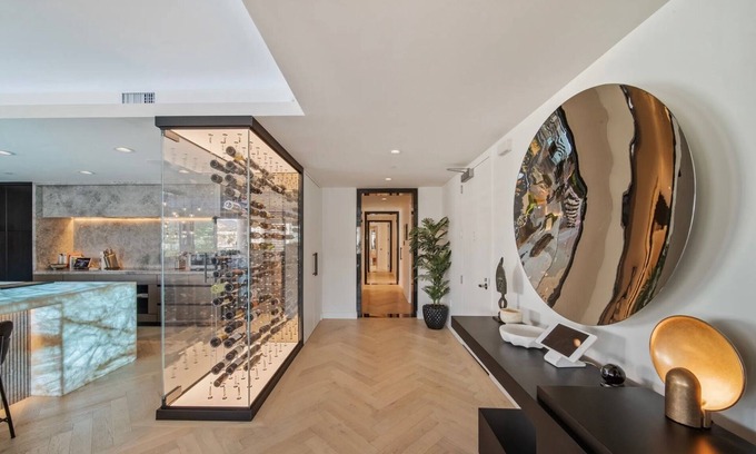 Hollywood Condo | Hollywood Penthouse. 3-bedroom ultra luxury condo