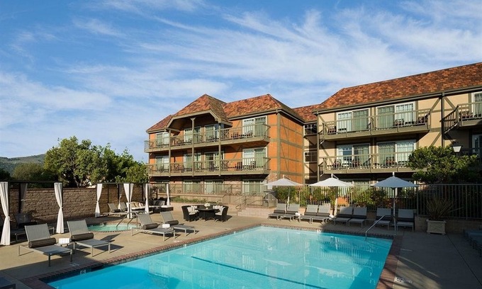 Solvang Hotel | Hotel Corque