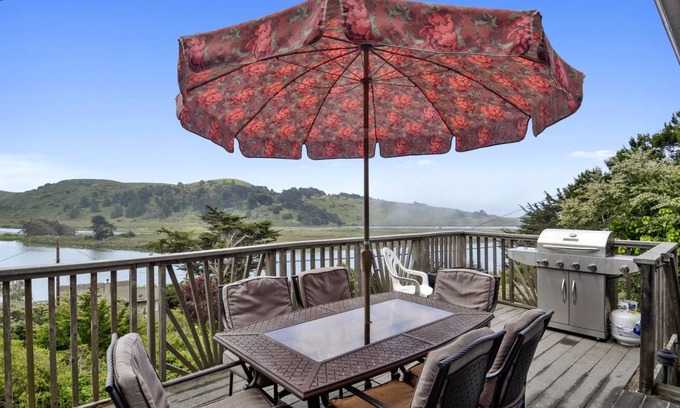 Jenner House | House ∙ 1 bedroom ∙ 10 guests