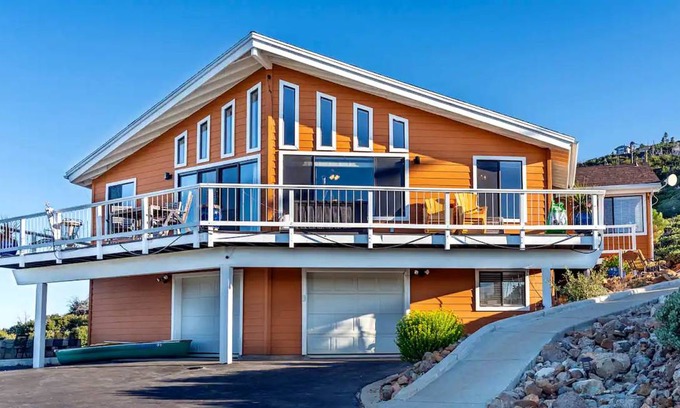 Julian House | House ∙ 3 bedrooms ∙ 11 guests