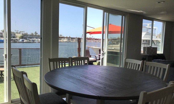 Huntington Beach House | Huntington Harbor, One story 4 BR and 4 BR waterfront with open view