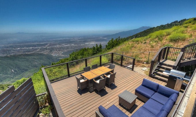 Crestline House | Lake Gregory Skyline Ridge