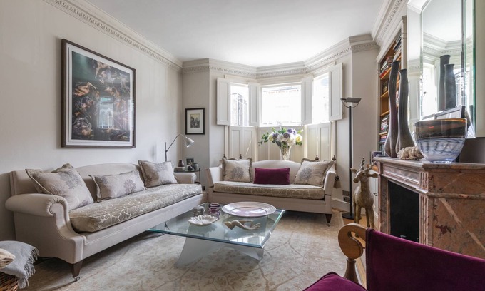 Fulham Apartment | Lilyville Road III by onefinestay