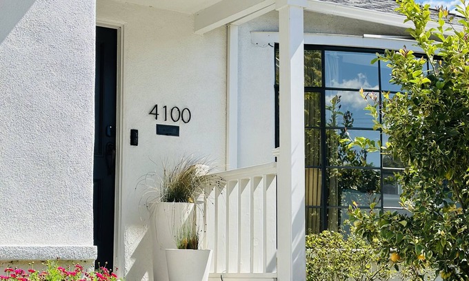 Studio City House | Limited Time Only Cozy Home in great location