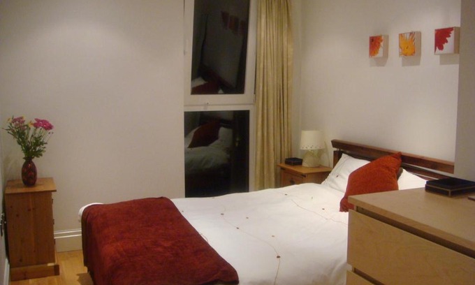 Sands End Apartment | Luxurious River View 2 Bedroom Apartment