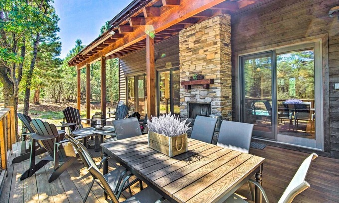 Upper Moonridge Cabin | Luxurious & Spacious < 3 miles to Ski Resort