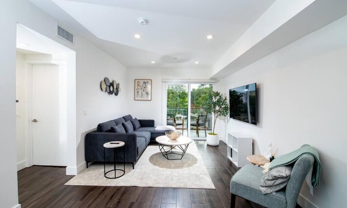 Hollywood Apartment | Luxury 2Bed/2Bath Apt in West Hollywood w/Rooftop
