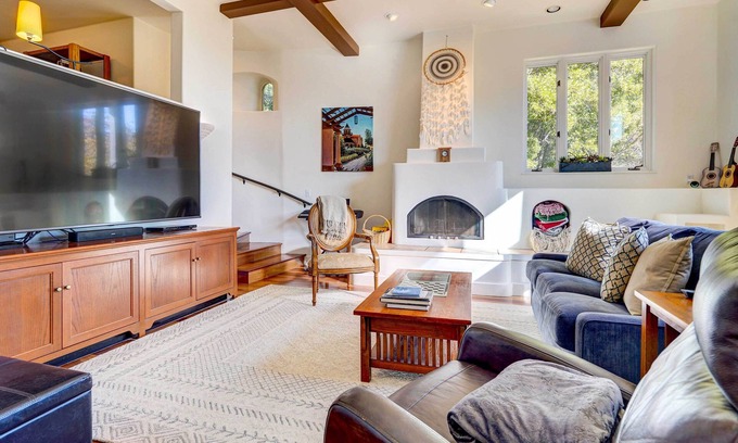 Upper Rockridge House | Luxury Vacation Rental in Oakland, California!