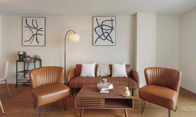 Marina Peninsula Apartment | Marina Edge, Bright 1BD 1BA Condo By The Beach.