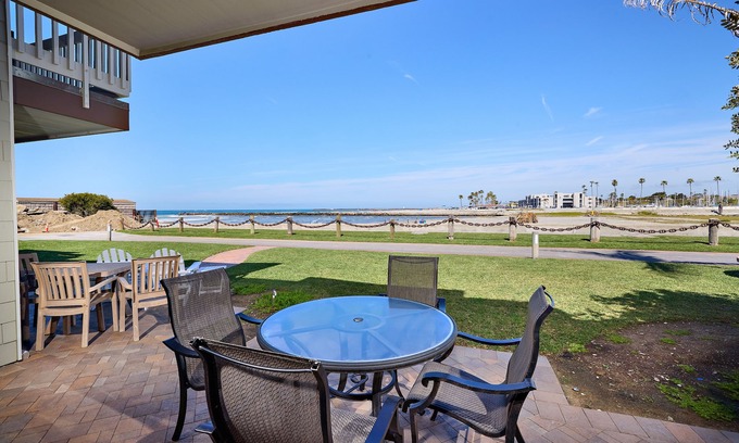 Townsite Condo | Modern & Cozy 1-Bedroom with Scenic Walkout Patio – Perfectly Remodeled