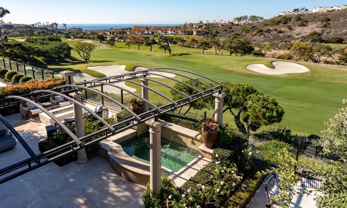 Monarch Beach House | Modern Luxury 5 Star Monarch Beach House- *Guard Gated*