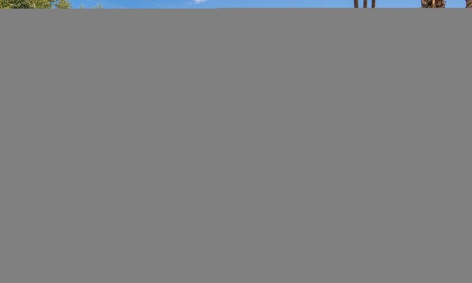 Desert Park Estates House | Monkey Tree Hotel 16
