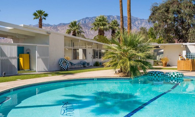 Desert Park Estates House | Monkey Tree Hotel 7 in Palm Springs