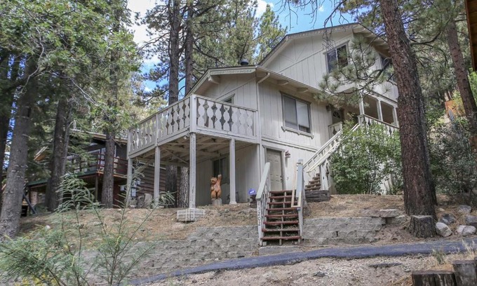 Moonridge House | Moonridge Sunset Retreat