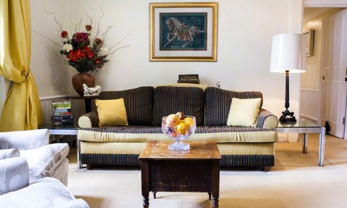 Brompton & Hans Town Apartment | MORNING CHECK-IN IS GIVEN WHEN POSSIBLE -3BEDROOMS/2BATHS KNIGHTSBRIDGE