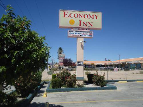 Victorville Hotel | Motel ∙ 5 guests