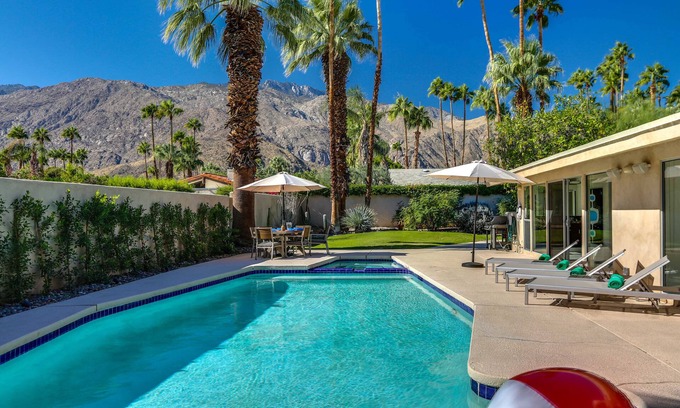The Movie Colony House | Movie Colony Palms - Beautiful Designer Home!