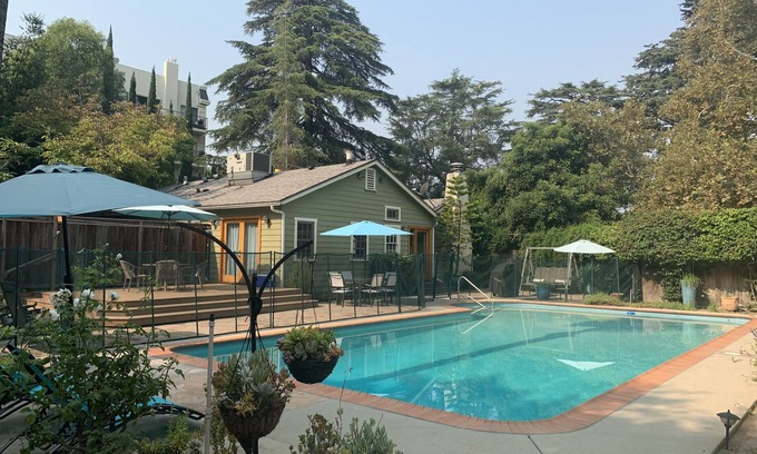 Valley Village House | Musicians Dream: Close to Universal Studios