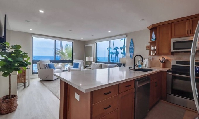 North Pacific Beach Condo | New Kitchen+Floor at this PB Boardwalk Oceanfront!