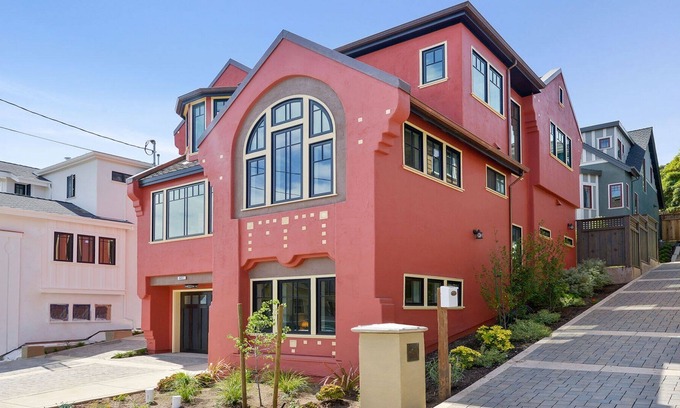 Piedmont Avenue House | Newly Built 5 bed, 4 bath Furnished Home - Steps to Piedmont Avenue