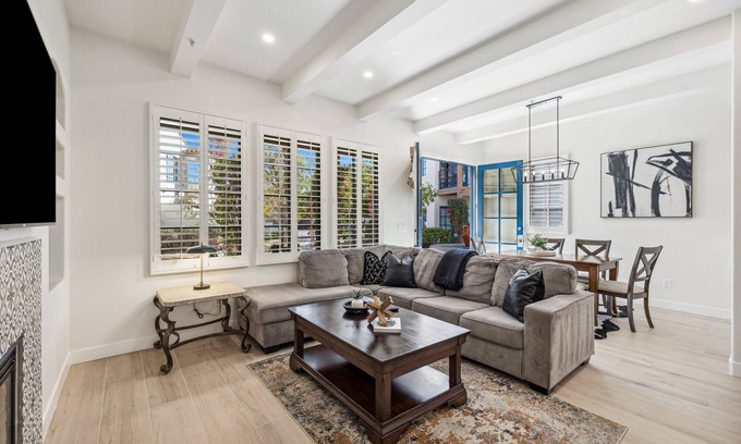 La Quinta Condo | Newly Renovated Luxurious Villa with Fountain View, Pet Friendly! - Ground Floor (T21)