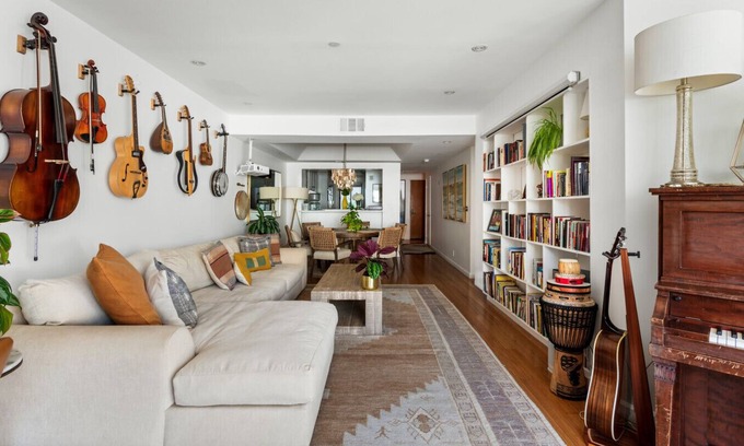 Ocean Park Apartment | Oceanfront Artist’s Retreat | Santa Monica Luxury