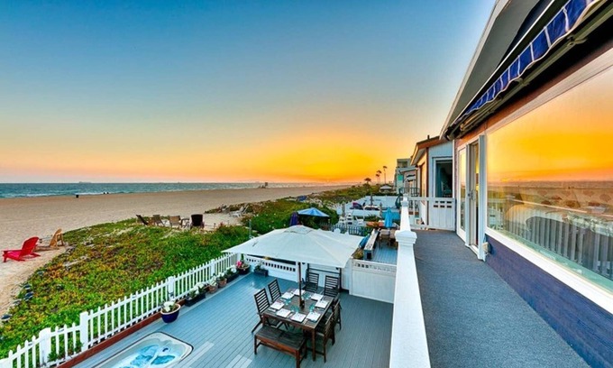 Sunset Beach House | October 10% OFF - Waterfront Beach Home w/Amazing Views, Jacuzzi + Deck