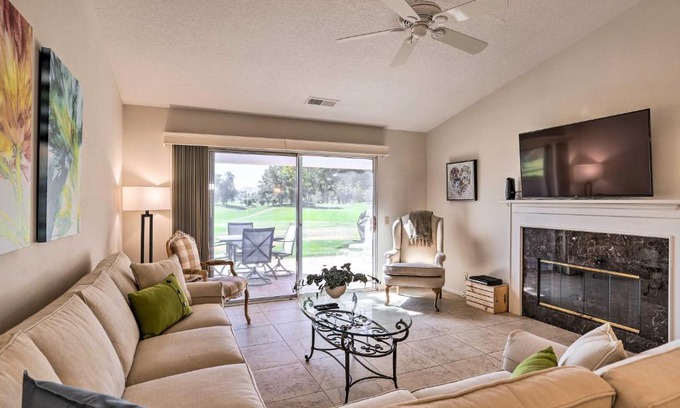 Palm Desert Apartment | Palm Desert Country Club Condo with Mtn Views!