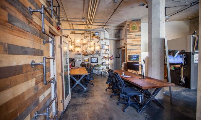 Hollywood Hostel | PodShare - Hostel